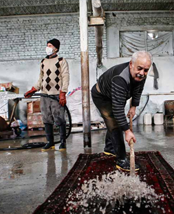 شستشوی سنتی قالی در قالیشویی لویزان