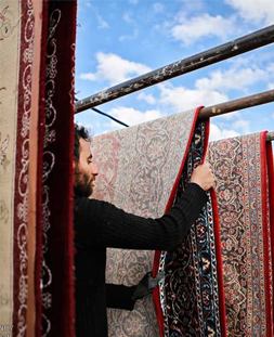 خشک کردن قالی در قالیشویی لویزان